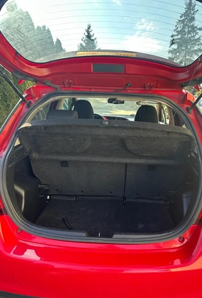 Toyota Yaris cena 42000 przebieg: 118183, rok produkcji 2015 z Żuromin małe 137